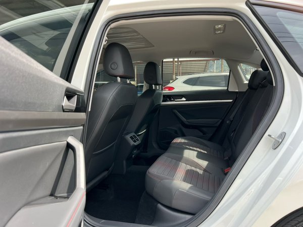 Volkswagen Lavida 2024, 900 км, за 15562 USD - фото 14