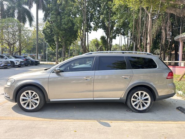 Volkswagen Magotan 2012, 198300 км, за 8659 USD - фото 11