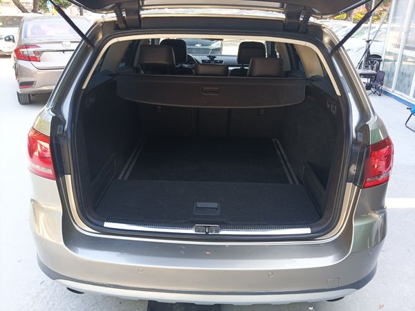 Volkswagen Magotan 2012, 198300 км, за 8659 USD - фото 19