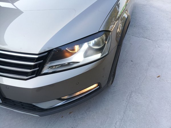 Volkswagen Magotan (Import) 2012 Travel Edition 2.0 TSI 4x4 Comfort Version, 2012 года