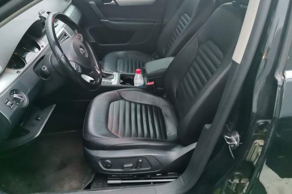 Volkswagen Magotan 2013, 199500 км, за 4921 USD - фото 16