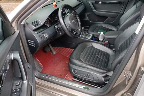 Volkswagen Magotan 2013, 100399 км, за 5643 USD - фото 16