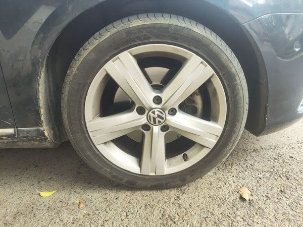 Volkswagen Magotan 2013, 106200 км, за 7623 USD