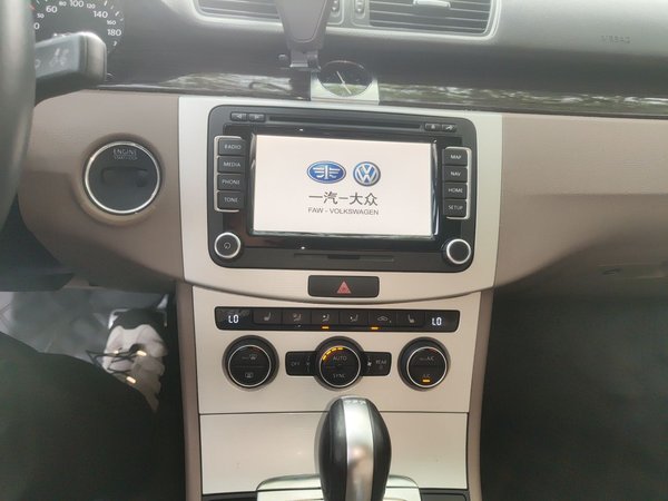 Volkswagen Magotan 2013, 106200 км, за 7623 USD - фото 10