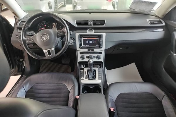 Volkswagen Magotan 2015, 120200 км, за 7476 USD - фото 13