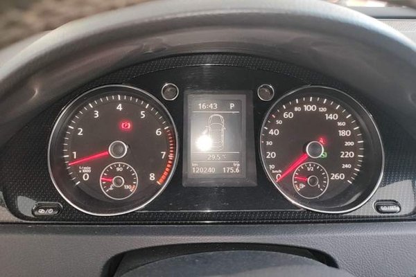 Volkswagen Magotan 2015, 120200 км, за 7476 USD - фото 15