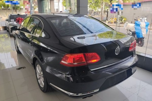 Volkswagen Magotan 2015, 120200 км, за 7476 USD
