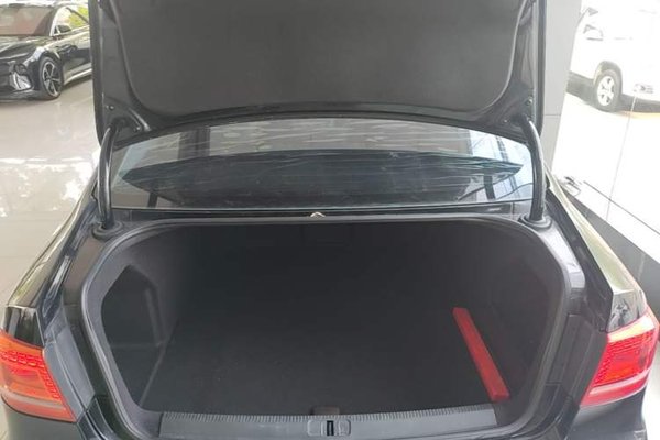 Volkswagen Magotan 2015, 120200 км, за 7476 USD - фото 22