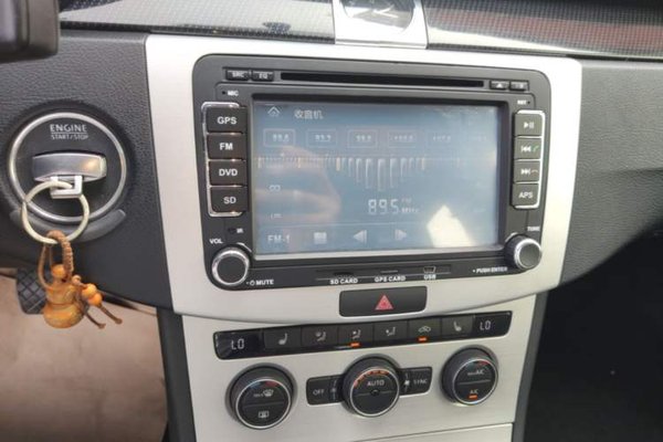 Volkswagen Magotan 2015, 120600 км, за 8906 USD - фото 16