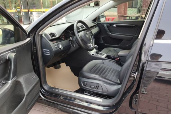 Volkswagen Magotan 2015, 120600 км, за 8906 USD - фото 19
