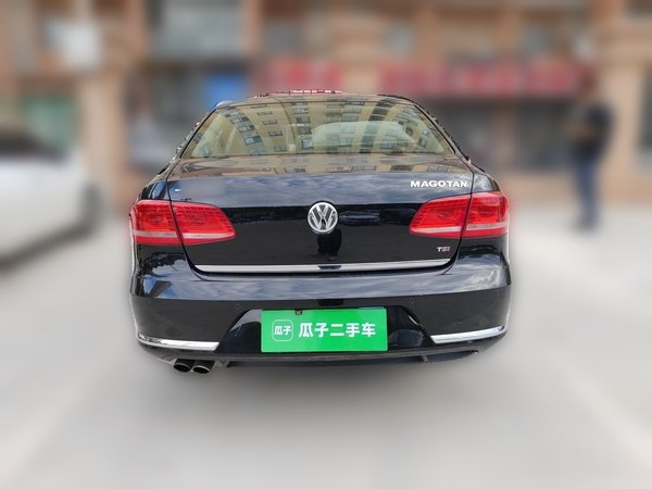 Volkswagen Magotan 2016, 118800 км, за 6791 USD