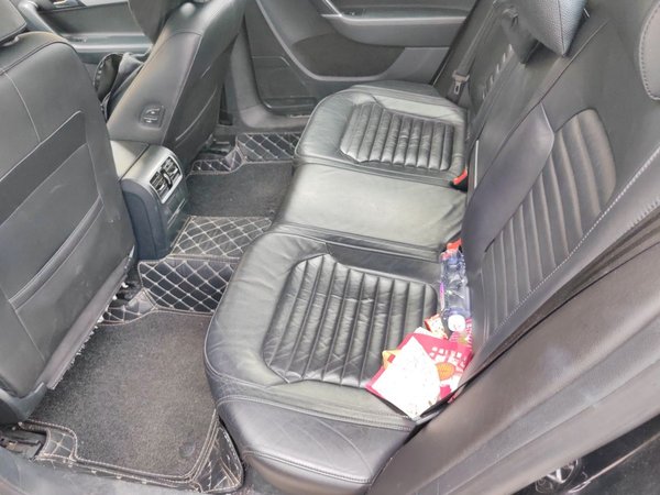 Volkswagen Magotan 2016, 118800 км, за 6791 USD - фото 18