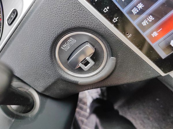 Volkswagen Magotan 2016, 118800 км, за 6791 USD - фото 9