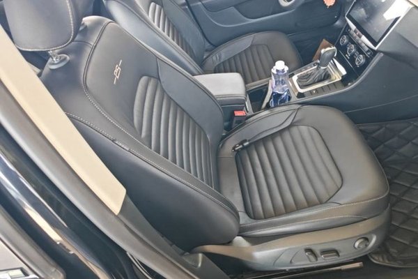 Volkswagen Magotan 2016, 80300 км, за 8247 USD - фото 23