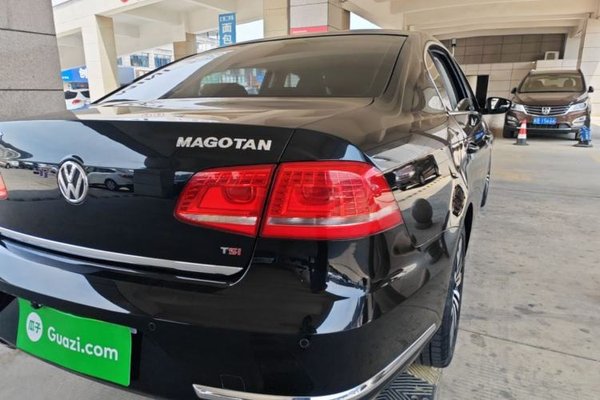 Volkswagen Magotan 2016, 80300 км, за 8247 USD - фото 7