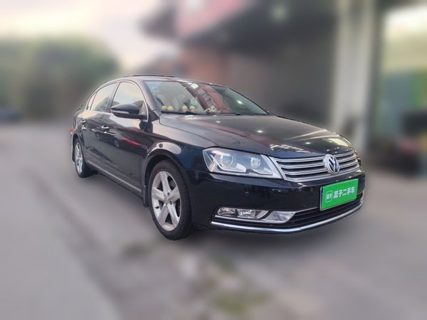 Volkswagen Magotan 2016, 84100 км, за 8684 USD