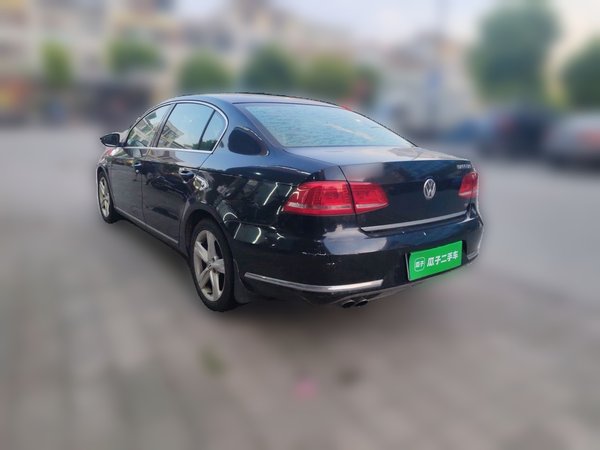 Volkswagen Magotan 2016, 84100 км, за 8684 USD