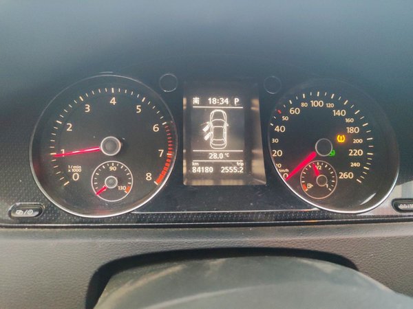 Volkswagen Magotan 2016, 84100 км, за 8684 USD - фото 12