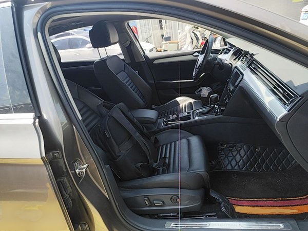 Volkswagen Magotan 2017, 128100 км, за 9608 USD - фото 23