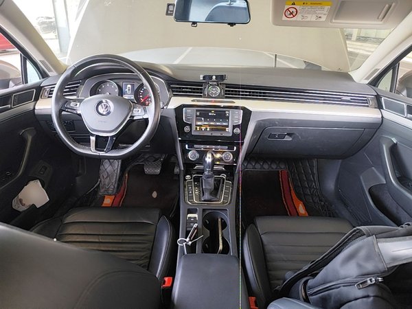 Volkswagen Magotan 2017, 128100 км, за 9608 USD - фото 13