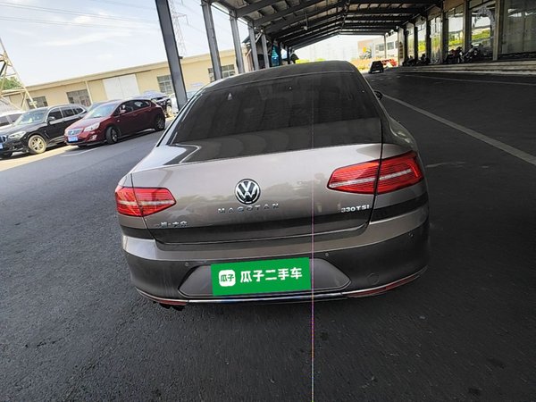 Volkswagen Magotan 2017, 128100 км, за 9608 USD