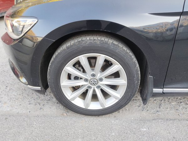 Volkswagen Magotan 2017, 94200 км, за 10241 USD - фото 24