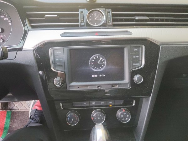 Volkswagen Magotan 2017, 94200 км, за 10241 USD