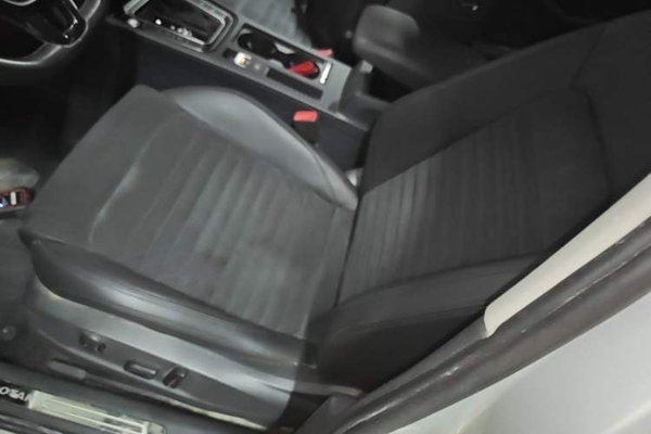 Volkswagen Magotan 2017, 95500 км, за 10512 USD - фото 17