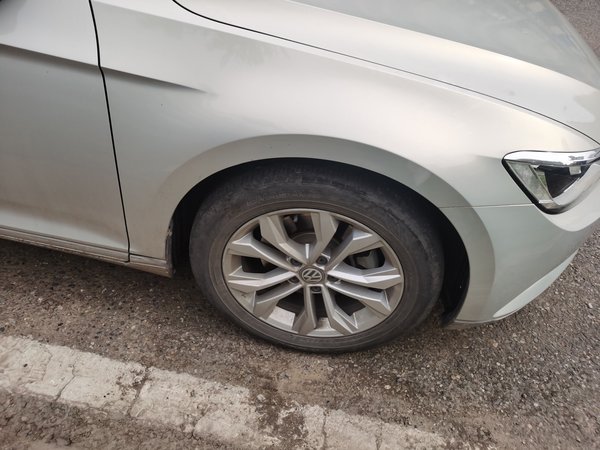 Volkswagen Magotan 2017, 122800 км, за 13743 USD