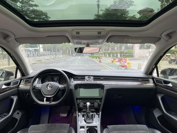 Volkswagen Magotan 2017, 102300 км, за 11866 USD - фото 9