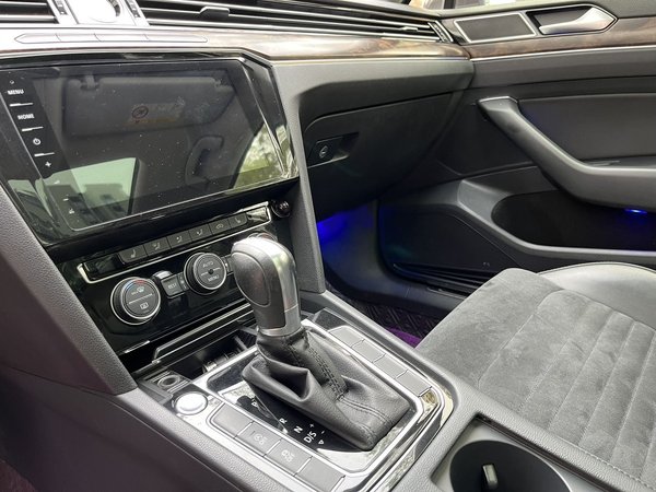 Volkswagen Magotan 2017, 102300 км, за 11866 USD - фото 11