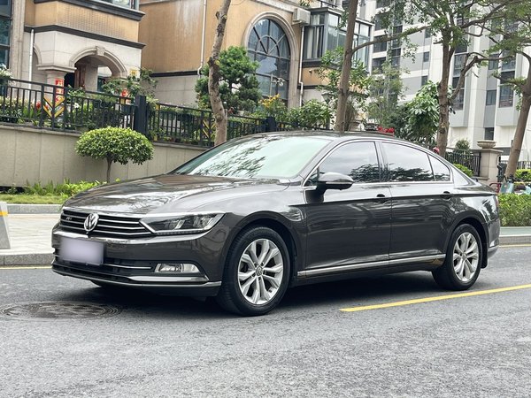 Volkswagen Magotan · 2017 год