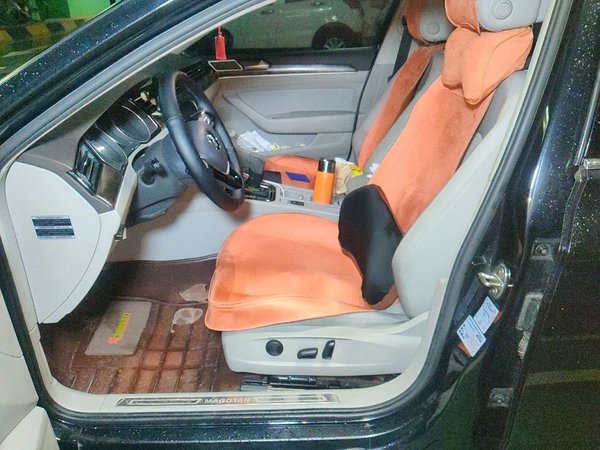 Volkswagen Magotan 2017, 91100 км, за 9443 USD - фото 16