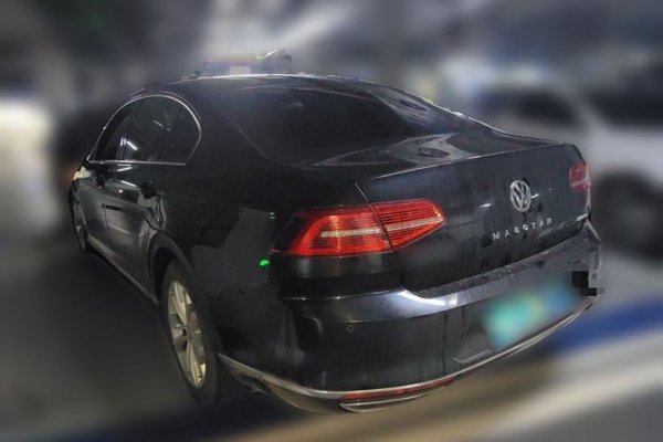 Volkswagen Magotan 2018, 106800 км, за 12118 USD