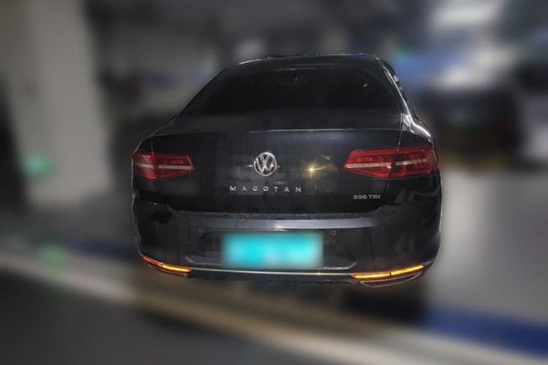 Volkswagen Magotan 2018, 106800 км, за 12118 USD