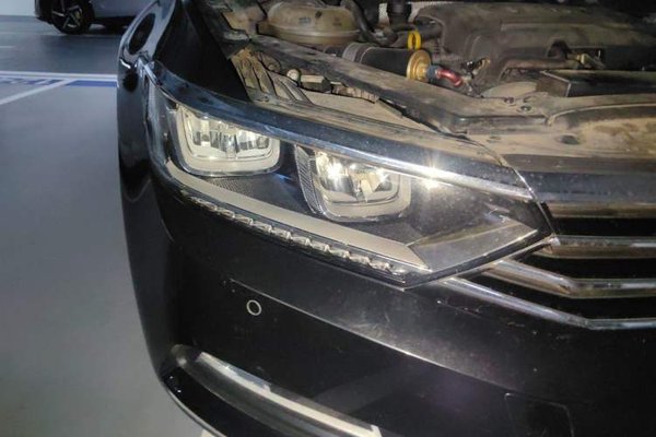 Volkswagen Magotan 2018, 106800 км, за 12118 USD - фото 7
