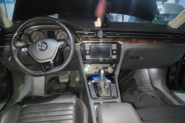 Volkswagen Magotan 2018, 106800 км, за 12118 USD - фото 18