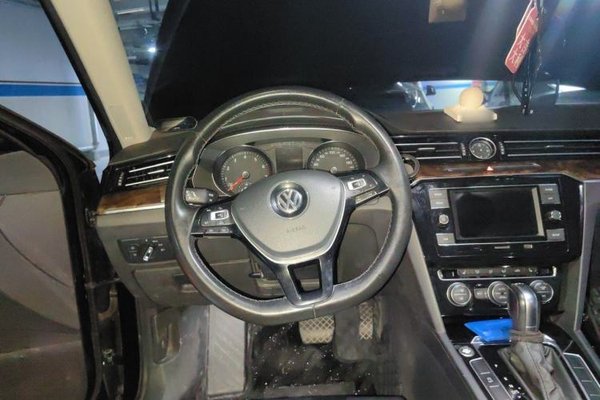 Volkswagen Magotan 2018, 106800 км, за 12118 USD - фото 9