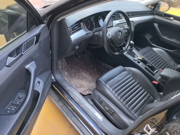 Volkswagen Magotan 2018, 122200 км, за 12133 USD - фото 19