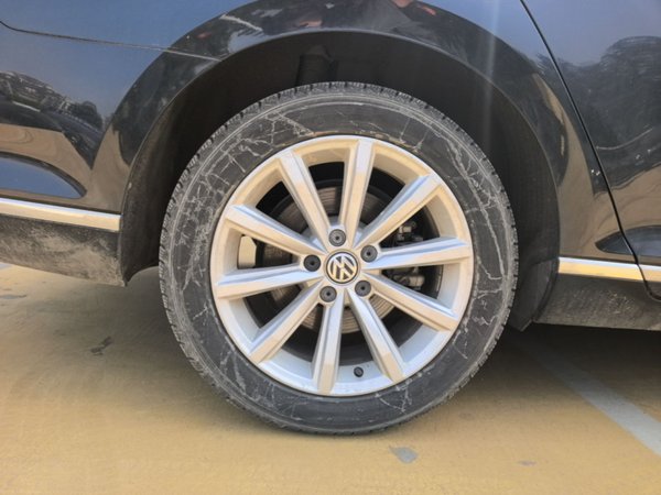 Volkswagen Magotan 2018, 122200 км, за 12133 USD - фото 10