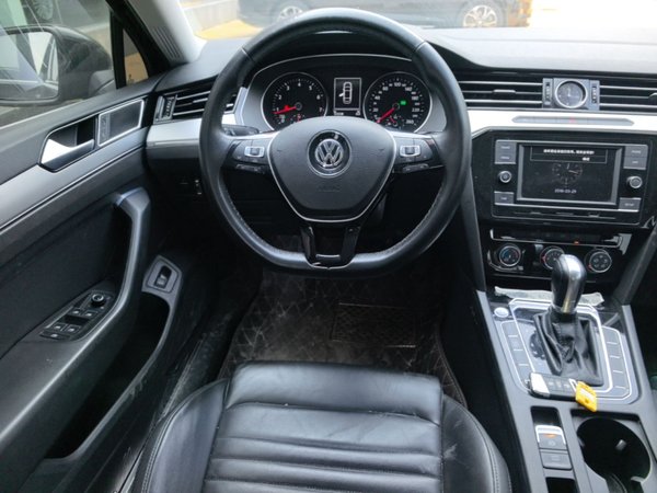 Volkswagen Magotan 2018, 122200 км, за 12133 USD - фото 14