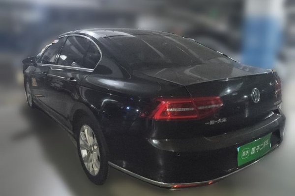 Volkswagen Magotan 2018, 73700 км, за 13847 USD