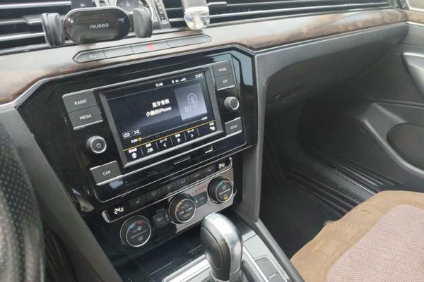 Volkswagen Magotan 2018, 86500 км, за 10714 USD - фото 13