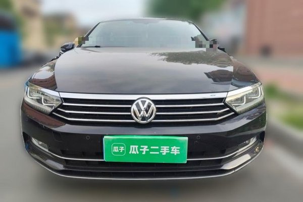 Volkswagen Magotan 2018, 86500 км, за 10714 USD