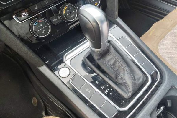 Volkswagen Magotan 2018, 86500 км, за 10714 USD - фото 14