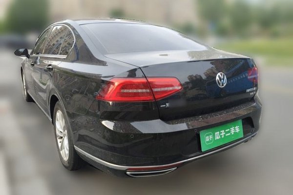 Volkswagen Magotan 2018, 86500 км, за 10714 USD