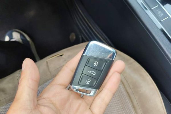 Volkswagen Magotan 2018, 86500 км, за 10714 USD - фото 20