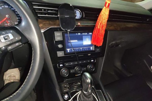 Volkswagen Magotan 2018, 88700 км, за 12315 USD - фото 10