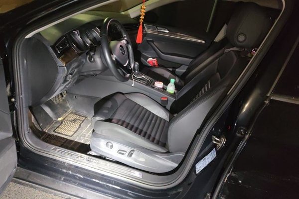Volkswagen Magotan 2018, 88700 км, за 12315 USD - фото 12