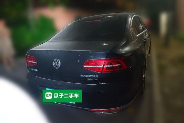 Volkswagen Magotan 2018, 88700 км, за 12315 USD
